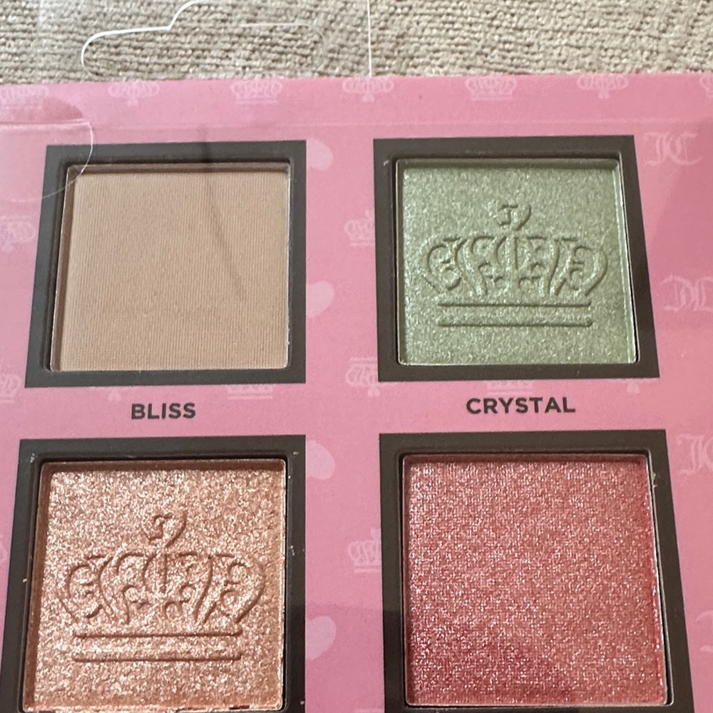 Juicy Couture Multi Color Eyeshadow Palette. NIB - Picture 13 of 14